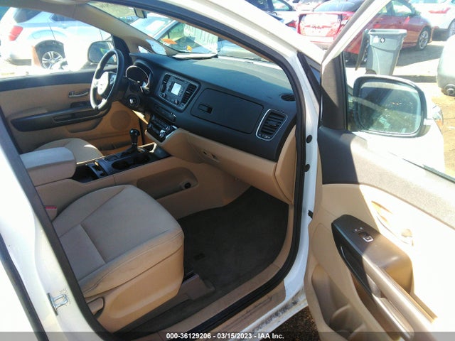 KIA SEDONA LX 2015 KNDMB5C17F6070419 Image 5
