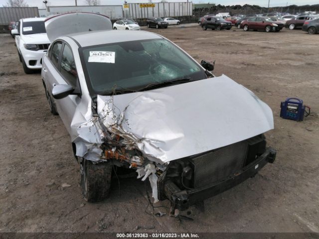 3KPF24AD6LE183137 KIA Forte Lxs
