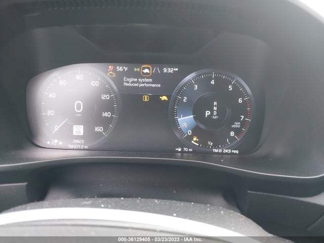 2021 Volvo XC40, VIN: YV4162UMXM2609244