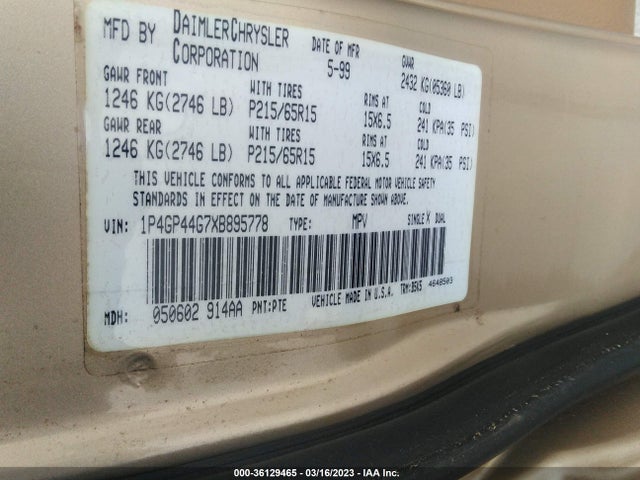 1999 PLYMOUTH VOYAGER GRAND SE VIN: 1P4GP44G7XB895778