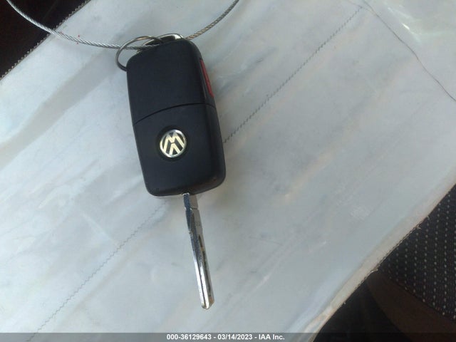 1VWAA7A30JC045567 Volkswagen Passat 2.0t S/r-line