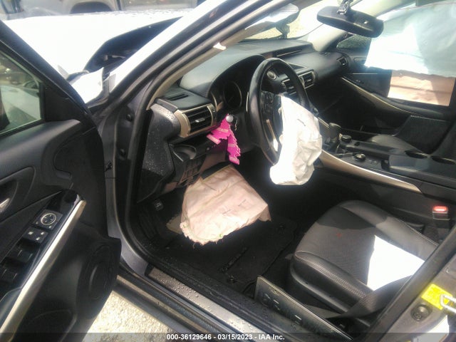 JTHBA1D25G5035295 Lexus IS 200T