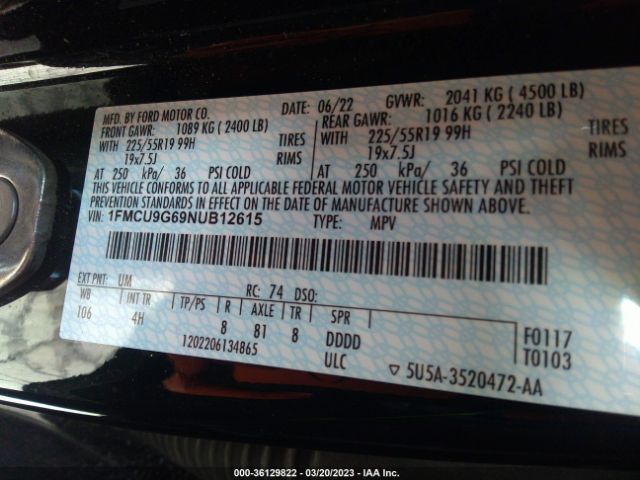 1FMCU9G69NUB12615 Ford ESCAPE SE