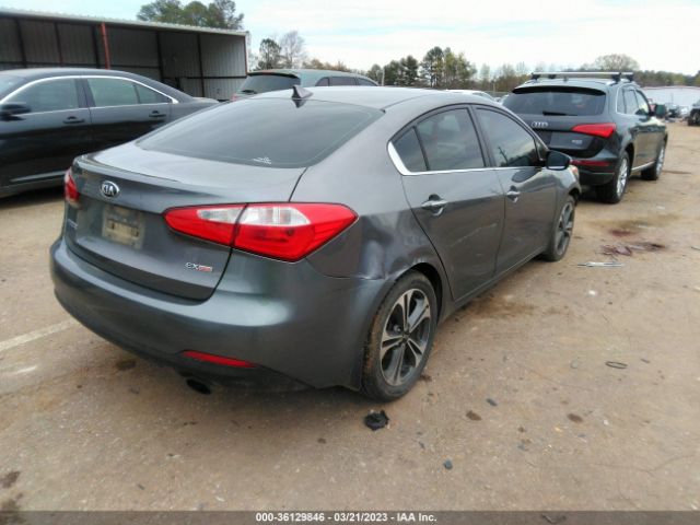 KNAFZ4A87E5165739 KIA FORTE EX