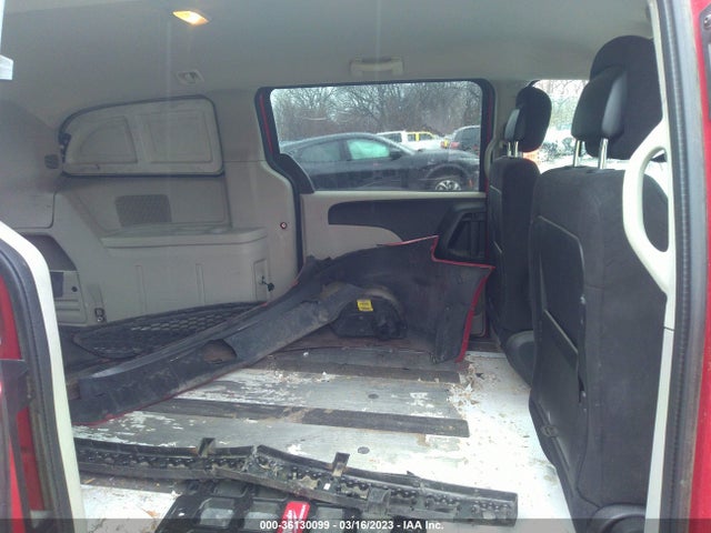 2C4JRGAG8ER347975 RAM Cargo Tradesman