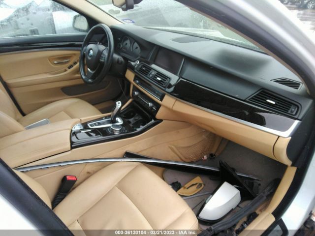 WBA5B1C53FG126198 BMW 5 Series 535i