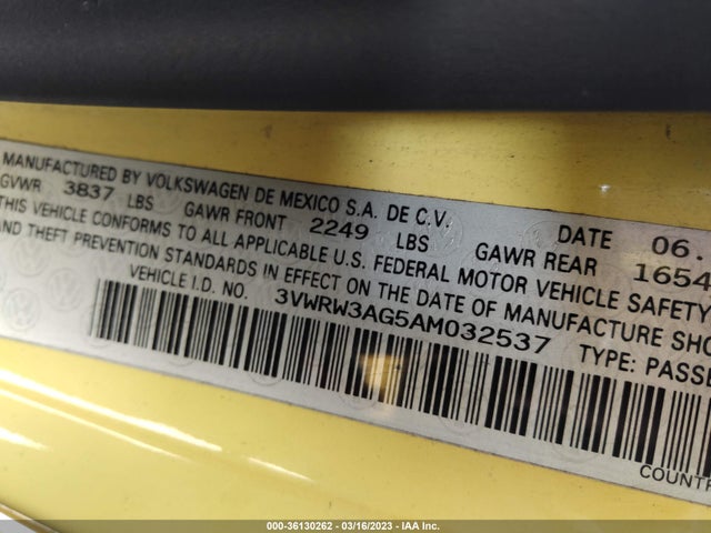 2010 VOLKSWAGEN NEW BEETLE COUPE VIN: 3VWRW3AG5AM032537