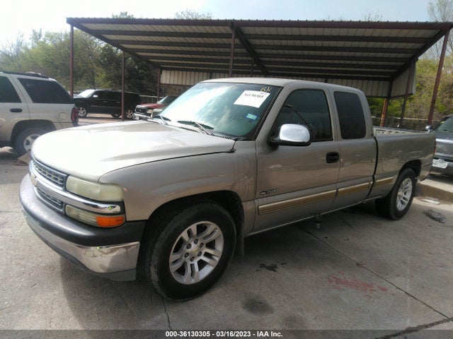2002 CHEVROLET SILVERADO 1500 LS VIN: 2GCEC19T521104006