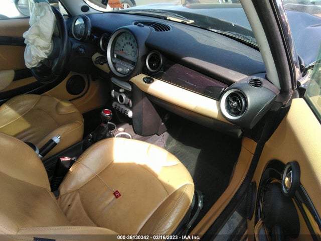 Mini Cooper Hardtop S 2009 WMWMF73529TT97123 Image 7