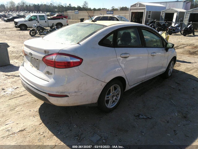 Ford FIESTA SE 2018 3FADP4BJ9JM127814 Image 4