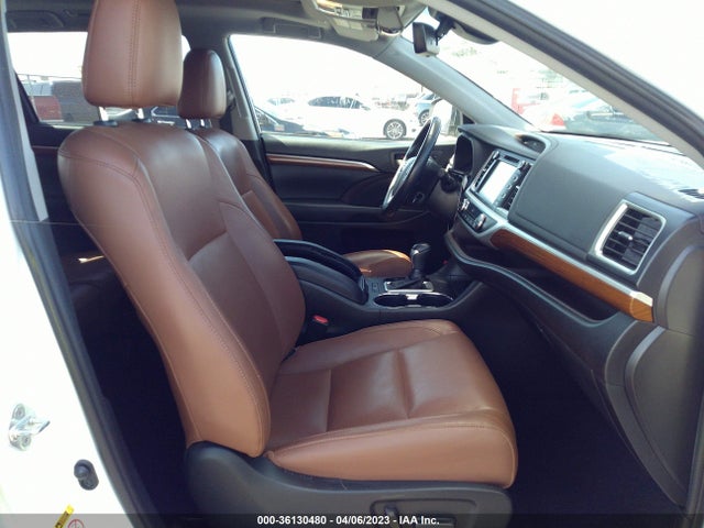 Toyota Highlander Limited Platinum 2019 5TDDZRFH2KS979917 Image 5