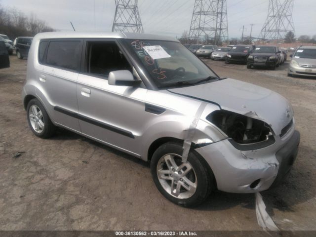 2010 KIA SOUL KNDJT2A23A7702667 Photo 0