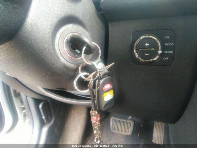 2010 KIA SOUL KNDJT2A23A7702667 Photo 10