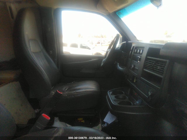 Chevrolet EXPRESS CARGO VAN 2010 1GCZGFDA7A1124920 Image 6
