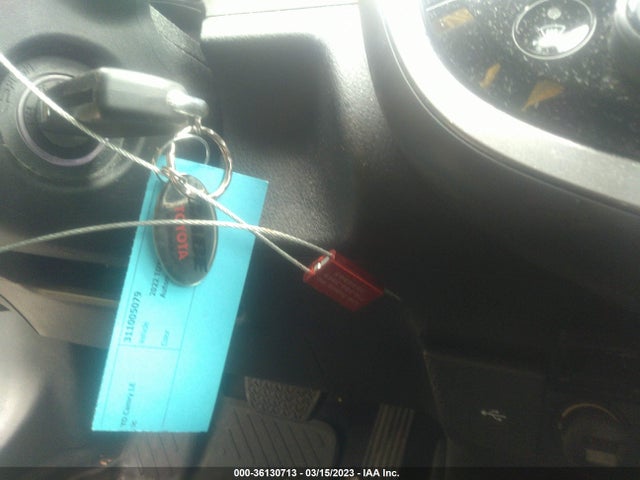 Toyota CAMRY LE 2022 4T1C11AK2NU002280 Image 3