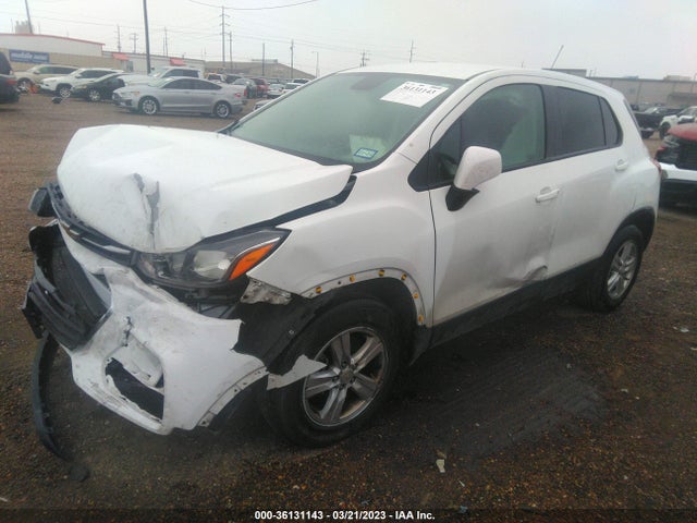 Chevrolet TRAX LS 2022 KL7CJKSM3NB506646 Image 2