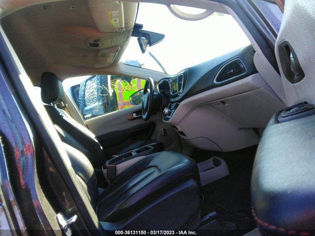 2C4RC1BGXKR608972 Chrysler Pacifica Touring L