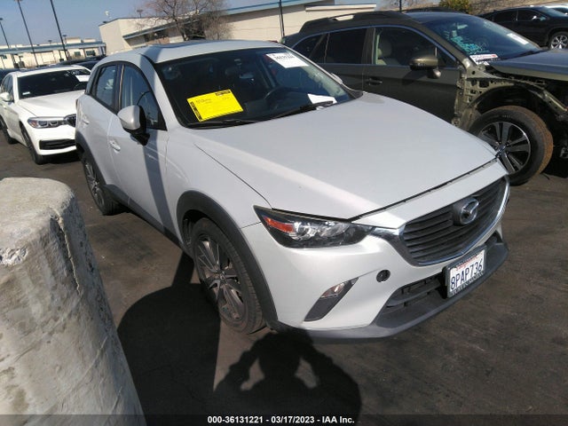 2017 JM1DKDC70H0150956 main image
