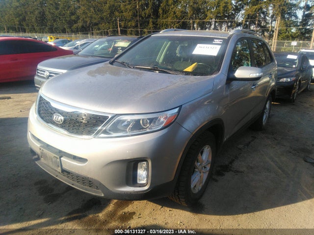 KIA SORENTO LX 2015 5XYKTCA68FG560257 Image 2