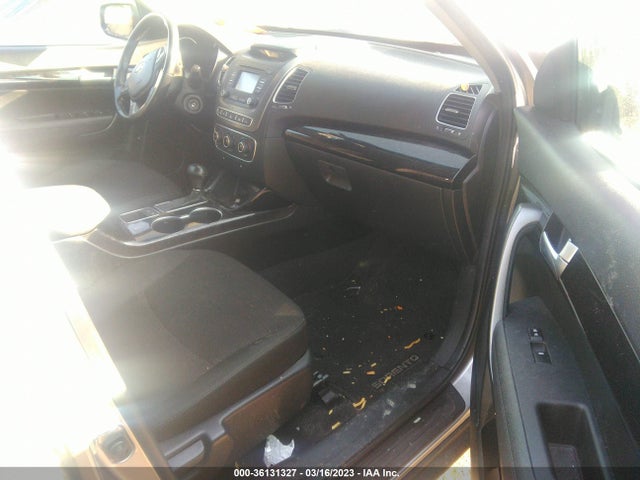 KIA SORENTO LX 2015 5XYKTCA68FG560257 Image 6