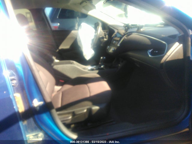 Chevrolet MALIBU LT 2019 1G1ZD5ST2KF160082 Image 5