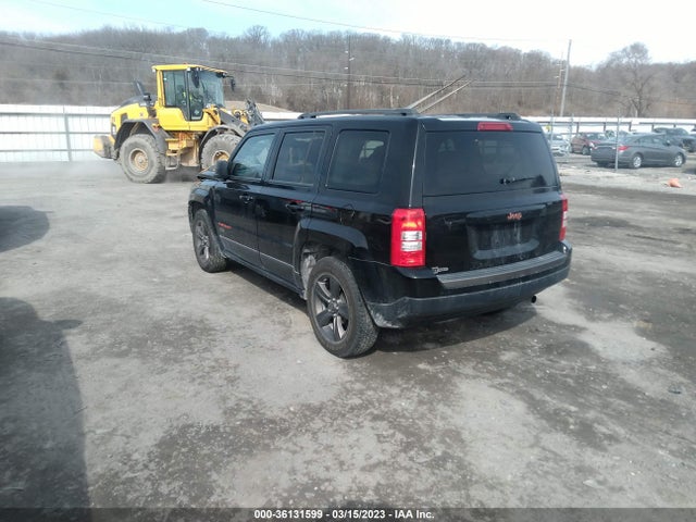 1C4NJPBB0GD711551 Jeep Patriot 75th Anniversary