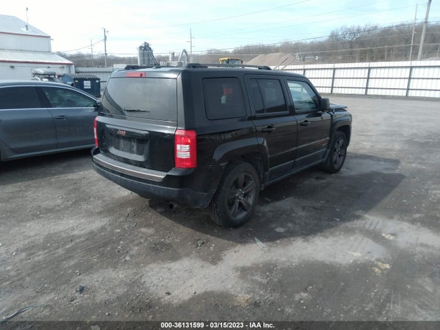 1C4NJPBB0GD711551 Jeep Patriot 75th Anniversary