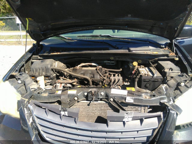 2A8HR54P18R769307 Chrysler Town & Country Touring