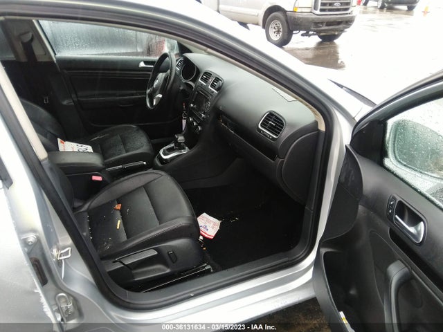 3VWPL7AJ5BM652583 Volkswagen Jetta Sportwagen Tdi
