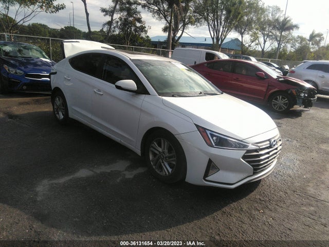 2019 5NPD84LF9KH426745 main image