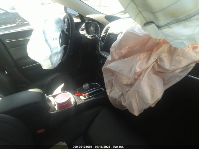 2C3CCADG2NH236870 Chrysler 300 Touring L