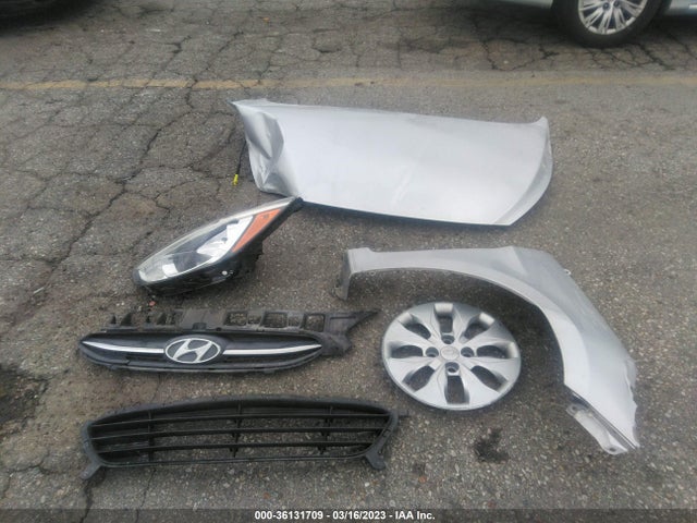 Hyundai ACCENT SE 2017 KMHCT5AE3HU342991 Image 4