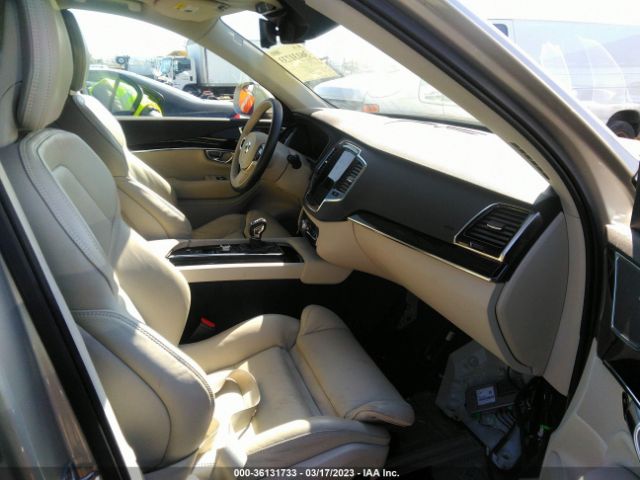 YV4A22PK2H1149000 Volvo Xc90 Momentum