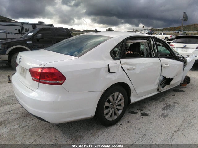 1VWAT7A30EC089276 Volkswagen Passat Wolfsburg Ed