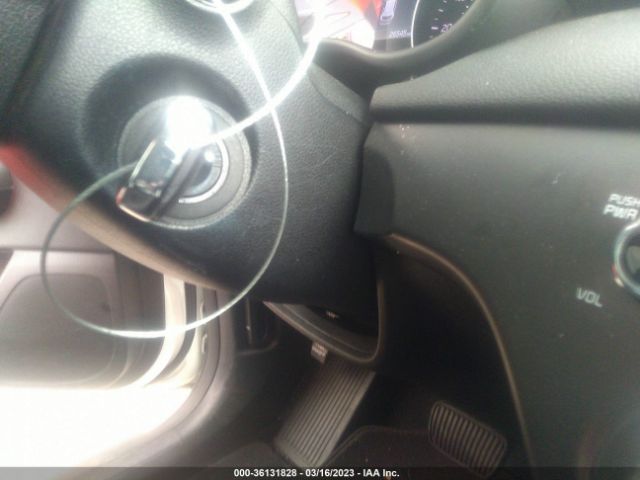 KNDPM3AC6N7027537 KIA Sportage Lx