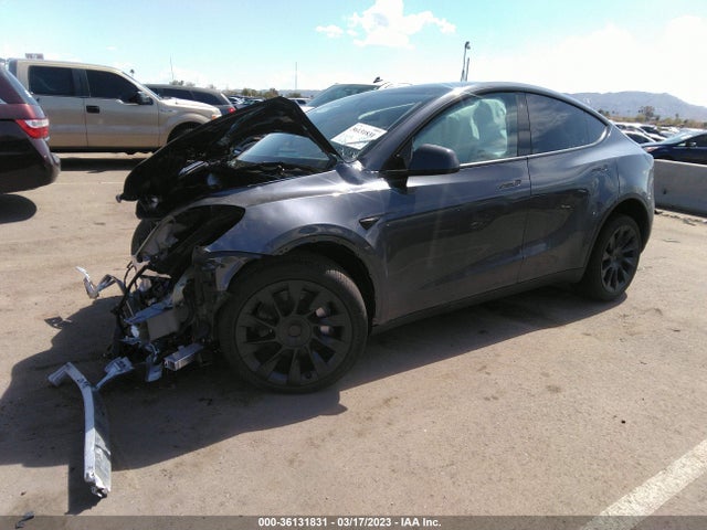 Tesla Model Y Long Range 2023 7SAYGDEE6PA023773 Image 2