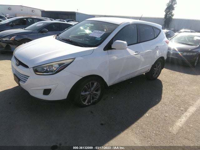 Hyundai TUCSON GLS 2015 KM8JT3AF0FU013361 Image 2