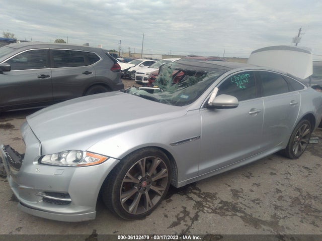 SAJWA1CZ3F8V87233 Jaguar XJ