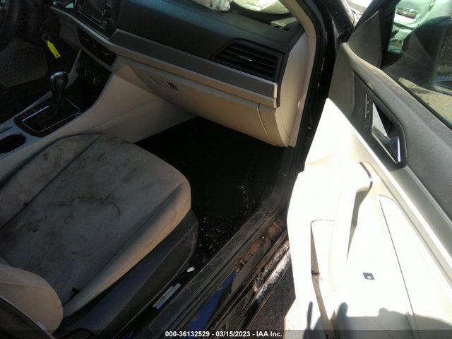 3VWCB7BU6KM212818 Volkswagen Jetta S/se/r-line