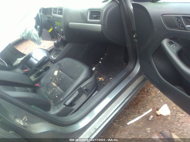 3VWD07AJ0EM287021 Volkswagen Jetta Sedan Se W/connectivity