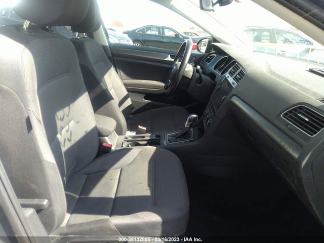 2019 Volkswagen Golf, VIN: WVWKR7AU8KW909418