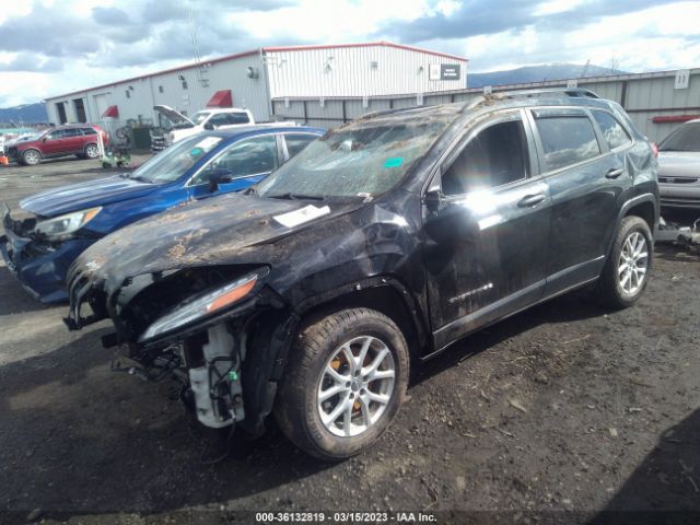1C4PJMAB2HW571081 Jeep Cherokee Sport