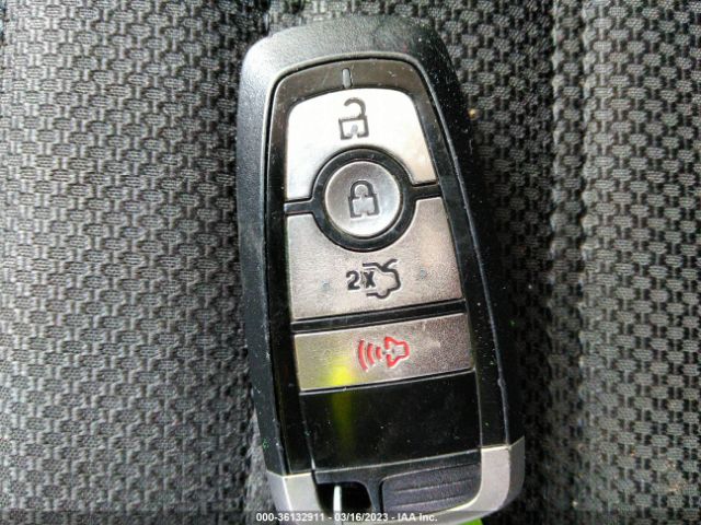 3FA6P0LU3KR118864 Ford Fusion Hybrid Se