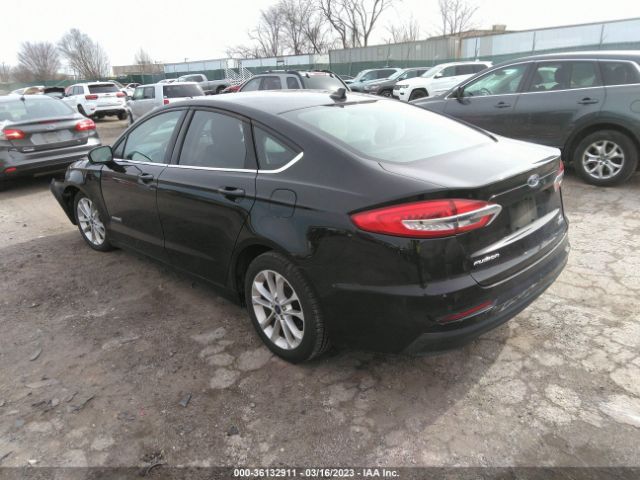 3FA6P0LU3KR118864 Ford Fusion Hybrid Se