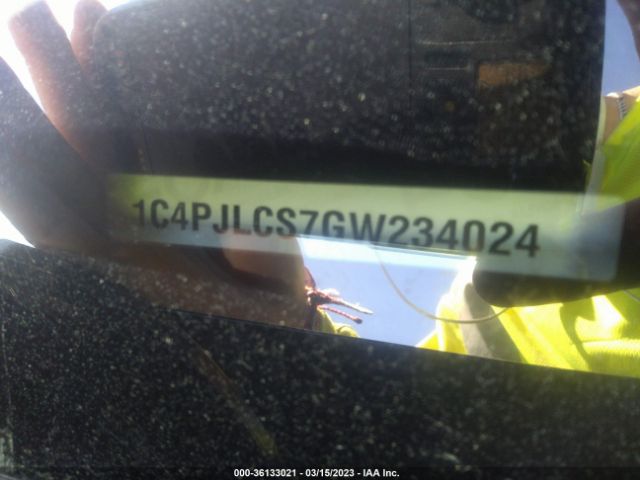 1C4PJLCS7GW234024 Jeep Cherokee Latitude