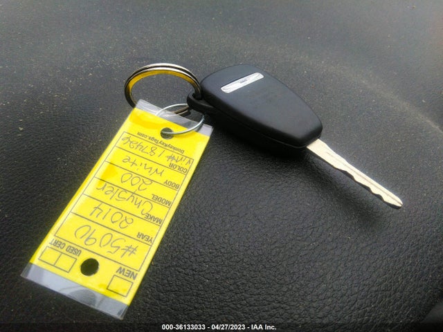 1C3CCBCG2EN187426 Chrysler 200 Limited