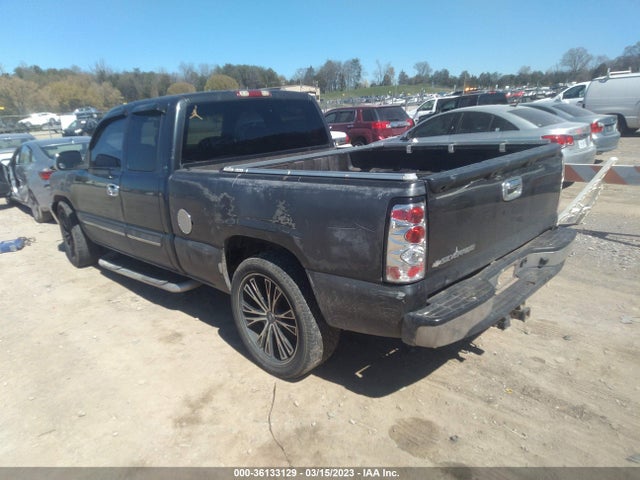 2003 CHEVROLET SILVERADO 1500 LS VIN: 2GCEC19T631131216
