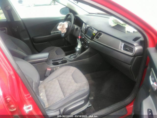 KNDCB3LC4J5164645 KIA NIRO LX