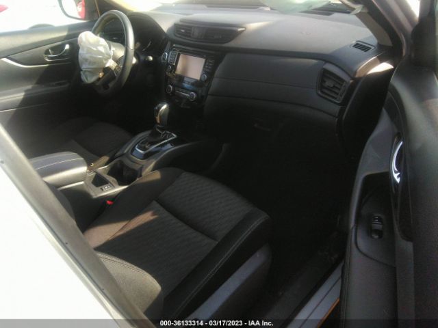 KNMAT2MV9HP539491 Nissan ROGUE SV
