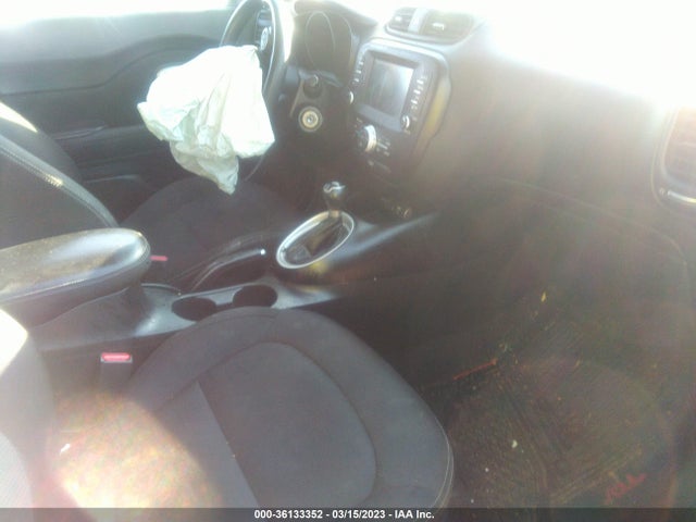 KIA SOUL + 2018 KNDJP3A56J7603233 Image 5